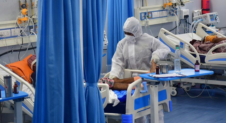 Covid-19 : avec 4 millions de morts, l’ONU souligne que la pandémie est loin d’être endiguée